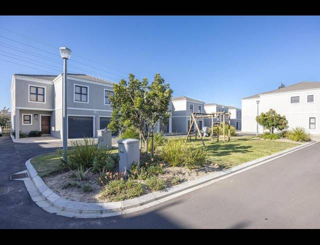 3 BEDROOM PROPERTY TO RENT IN PARKLANDS NORTH